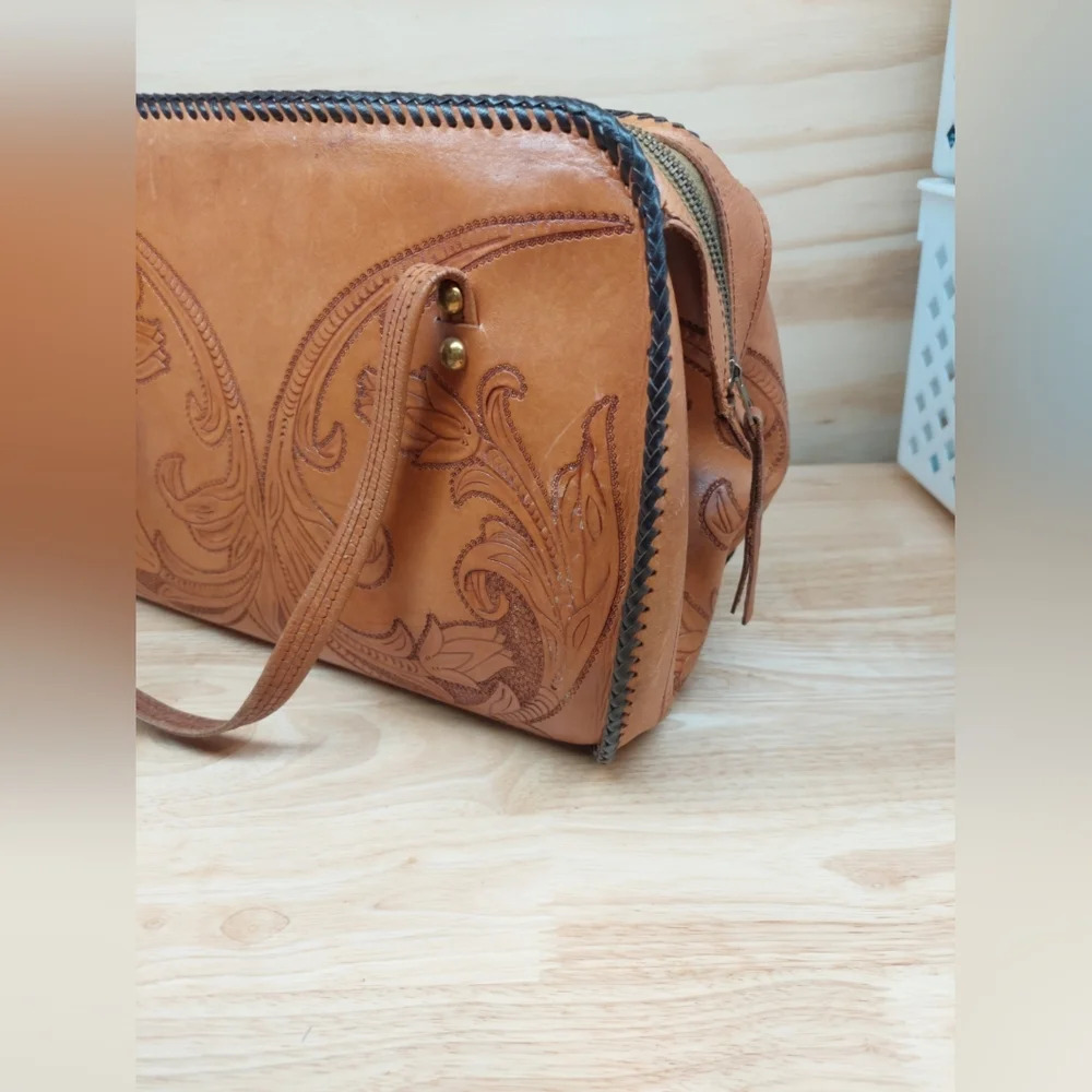 Vintage Tooled floral leather 2 strap hand Bag purse Vintage Western Bohemian - Picture 2 of 14